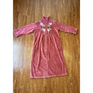 Vintage National Women's Large Pink Chenille Robe Full Length Front Zip Floral